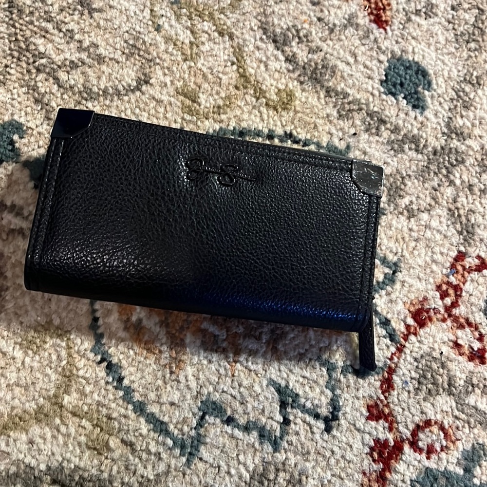 Jessica Simpson wallet in black
